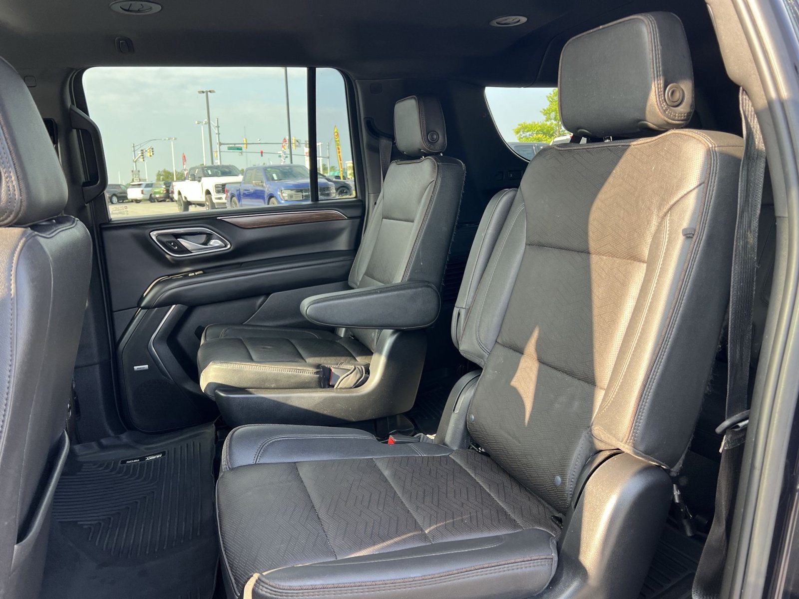 Used 2022 Chevrolet Suburban High Country w/ Max Trailering Package AWD/4WD image 24