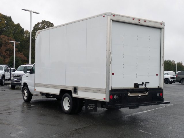 Certified 2024 Ford E-350 and Econoline 350 Super Duty w/ Power Windows & Locks Group image 3