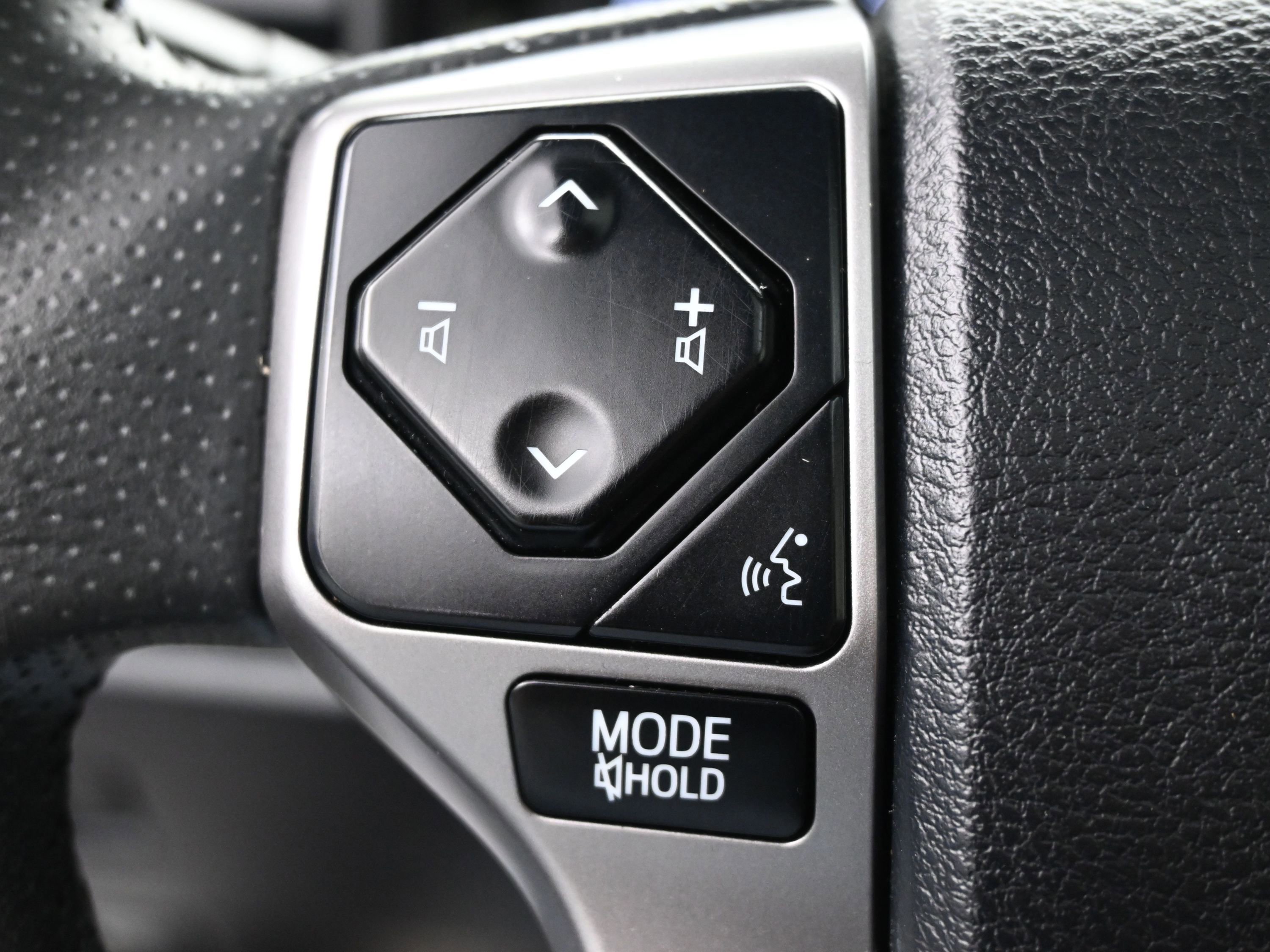 Used 2022 Toyota 4Runner SR5 Premium w/ Moonroof Package image 33