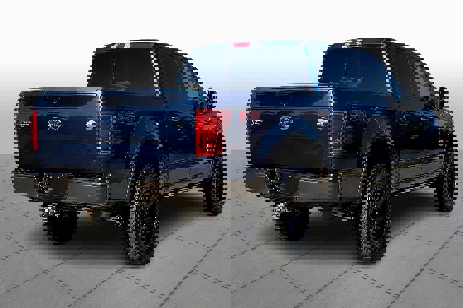 Certified 2017 Ford F150 King Ranch w/ Equipment Group 601A Luxury image 4