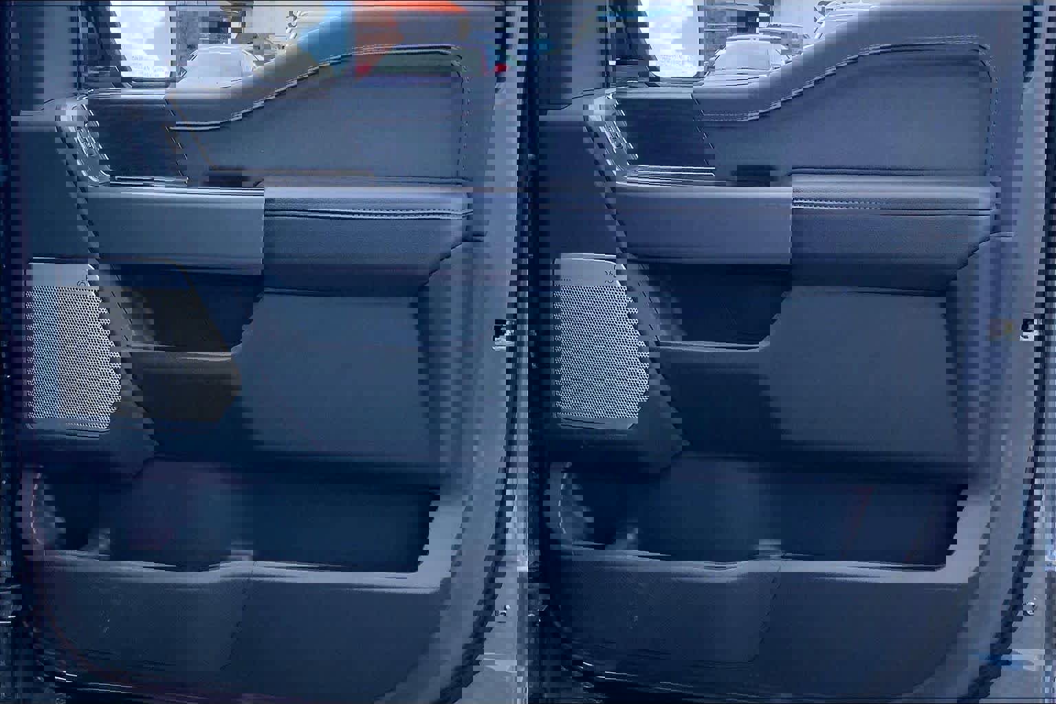 Certified 2025 Ford F150 Lariat w/ Equipment Group 501A Mid image 22