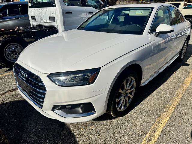 Used 2022 Audi A4 2.0T Premium image 2