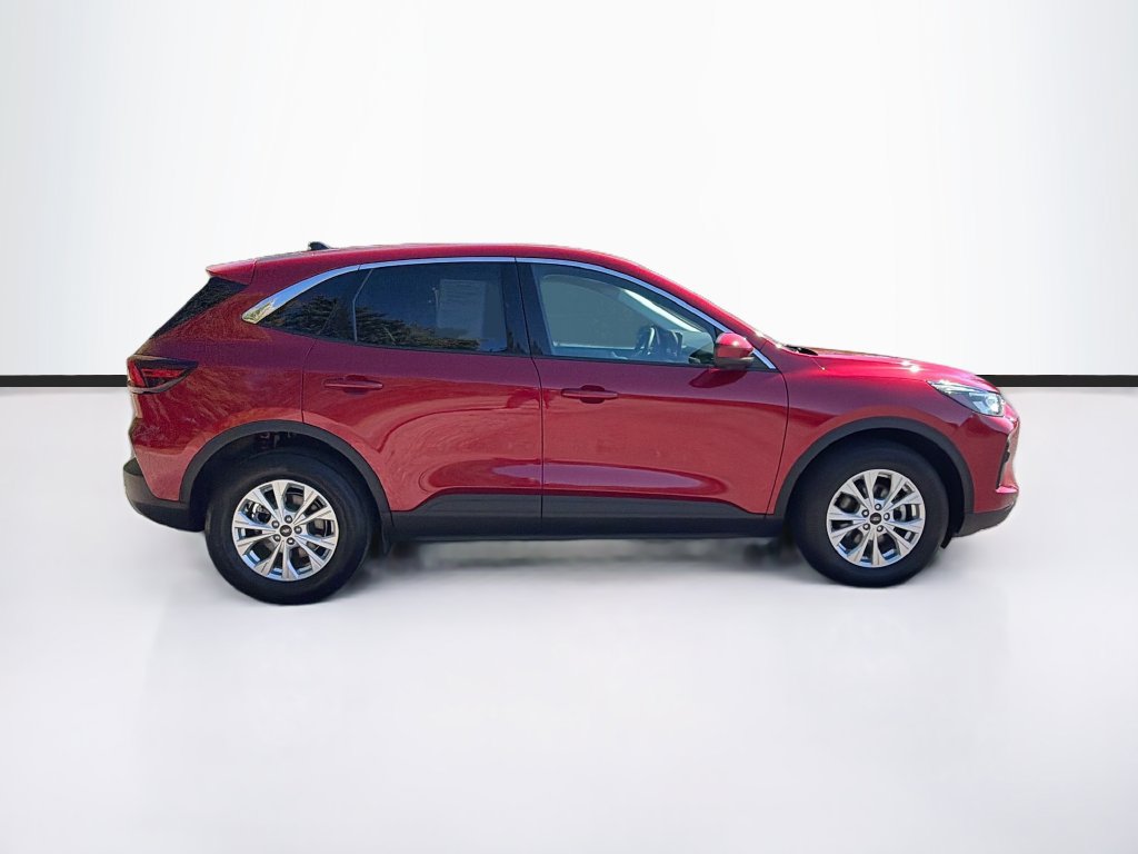 Certified 2023 Ford Escape Active w/ Tech Pack #2 AWD/4WD image 4