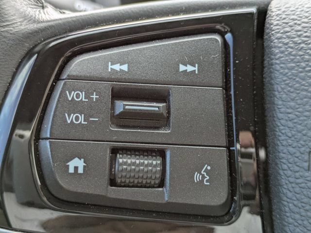 Used 2025 Honda Odyssey Touring image 25