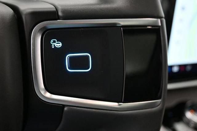 Certified 2025 Ford Expedition Active AWD/4WD image 17