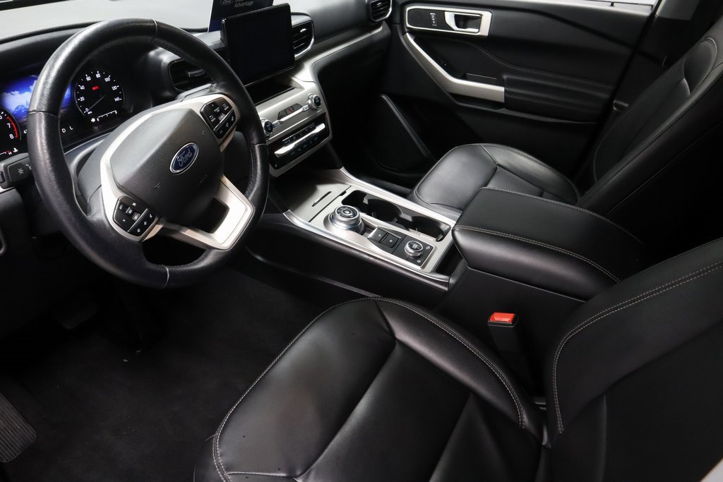 Certified 2023 Ford Explorer XLT w/ Equipment Group 202A image 24