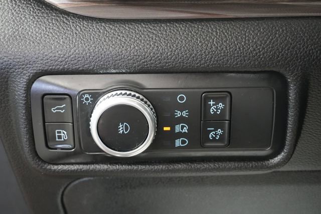 Certified 2021 Ford Explorer Limited w/ Hybrid Equipment Group 310A image 16