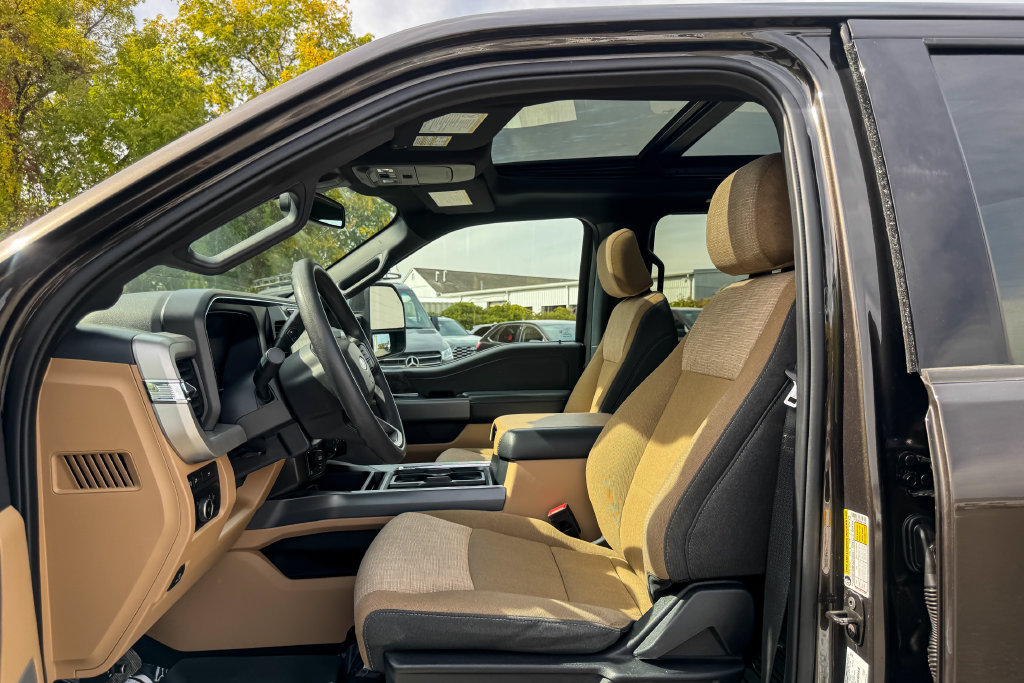 Certified 2024 Ford F250 XLT w/ Black Appearance Package AWD/4WD image 24