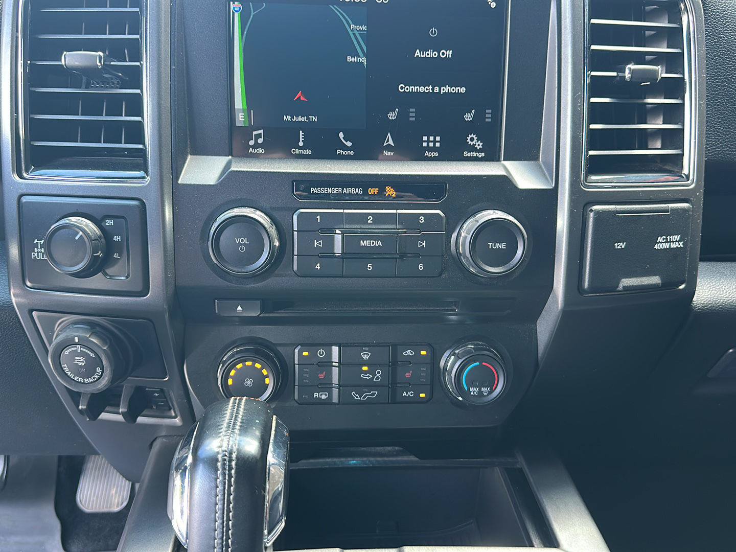 Certified 2018 Ford F150 XLT w/ Equipment Group 302A Luxury AWD/4WD image 20