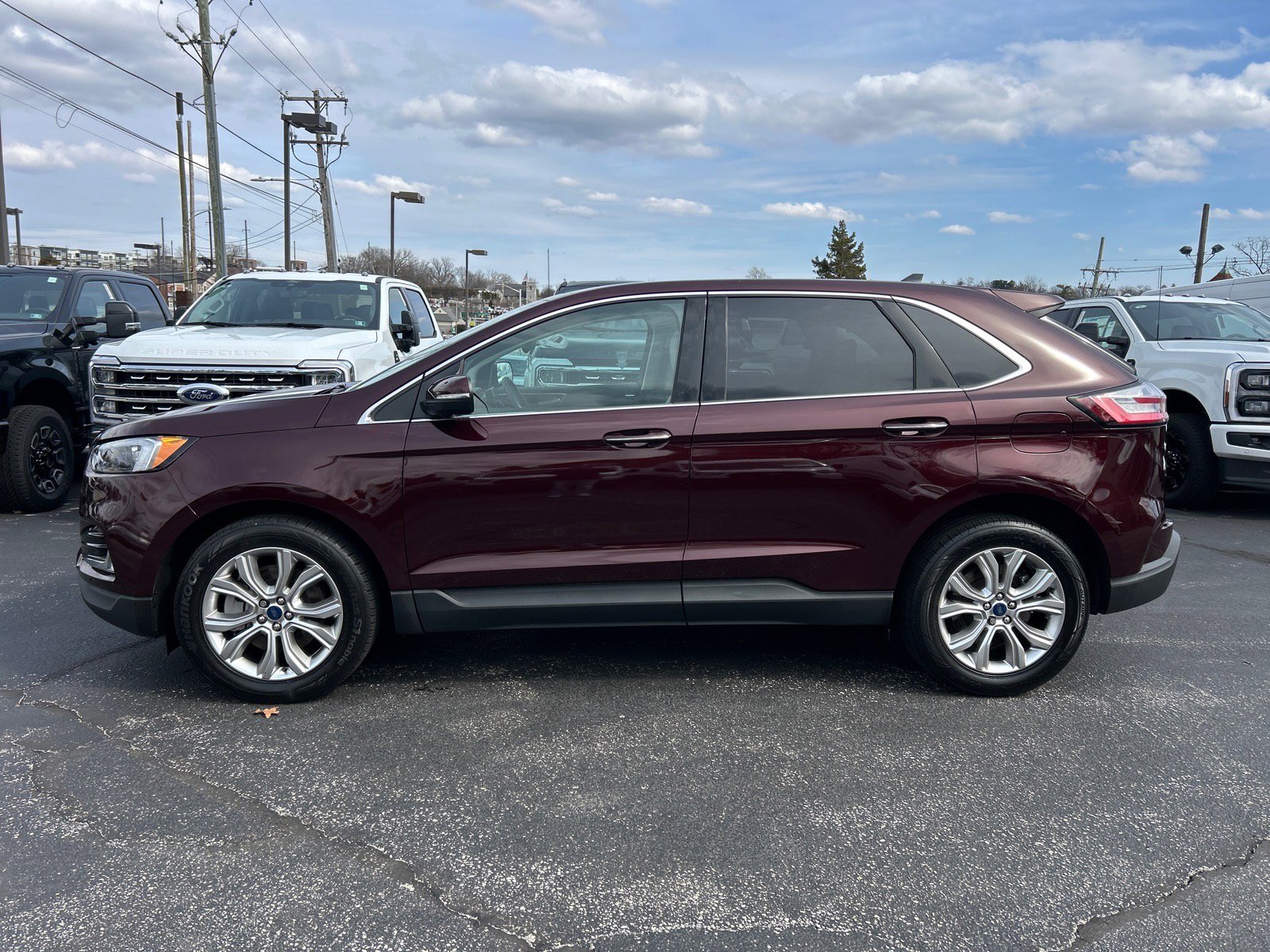 Certified 2022 Ford Edge Titanium image 4
