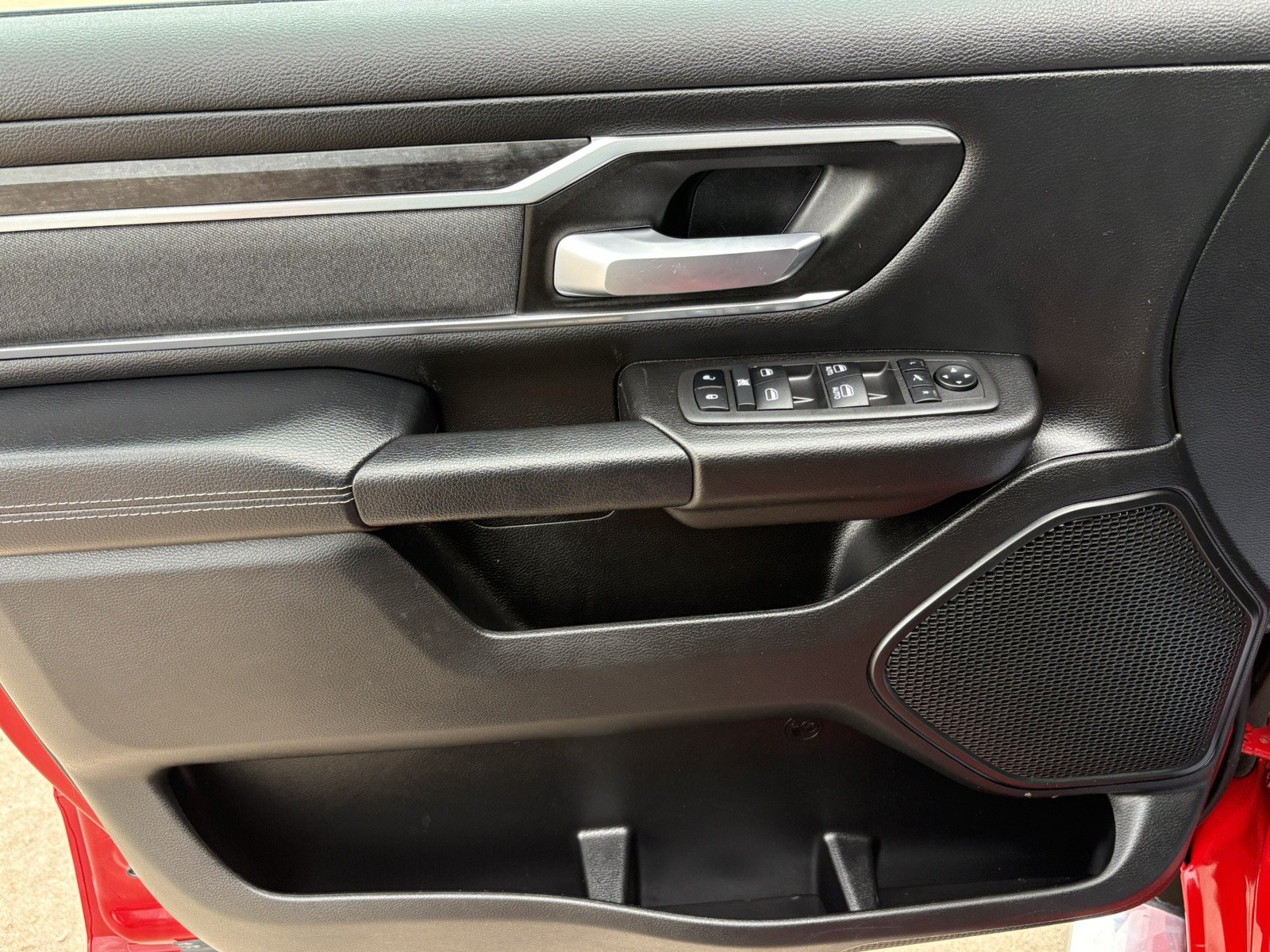 Used 2022 RAM 1500 Big Horn AWD/4WD image 14