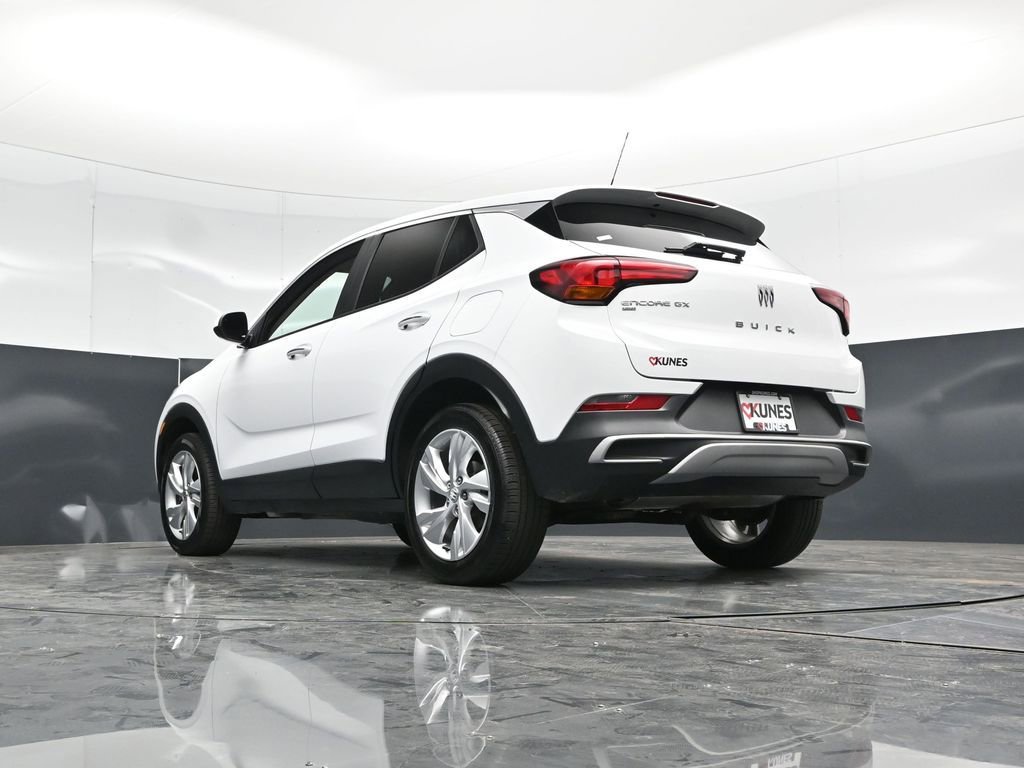 Used 2025 Buick Encore GX Preferred AWD/4WD image 49