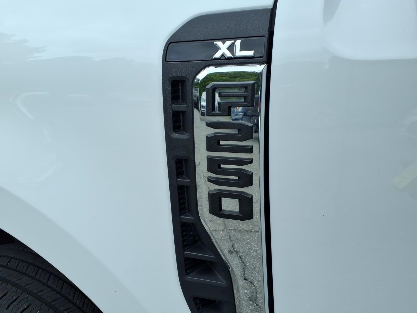 Certified 2026 Ford F250 XL AWD/4WD image 9