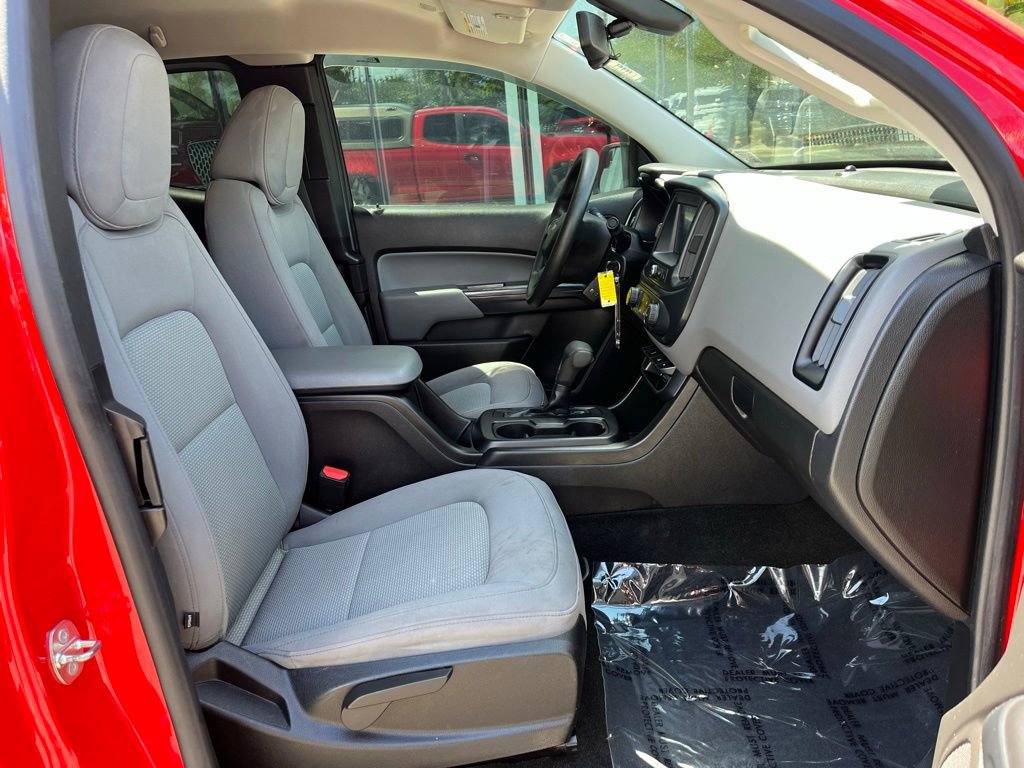 Used 2017 Chevrolet Colorado W/T w/ Custom Special Edition AWD/4WD image 17