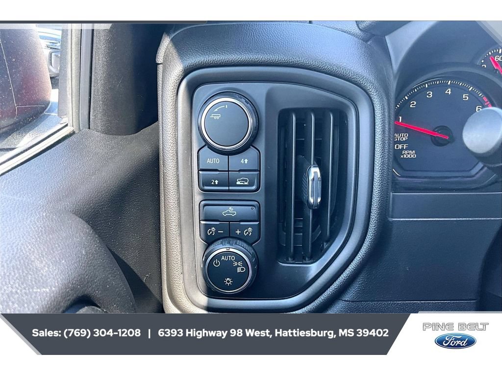 Used 2020 Chevrolet Silverado 1500 Custom w/ Custom Value Package AWD/4WD image 23