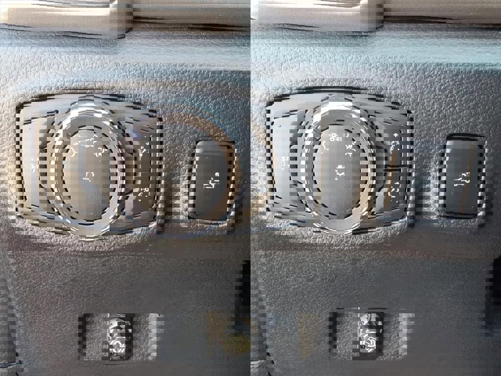 Certified 2019 Ford Ranger XLT w/ Equipment Group 301A Mid image 15