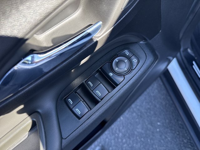 Used 2022 Chevrolet Equinox LT FWD image 7