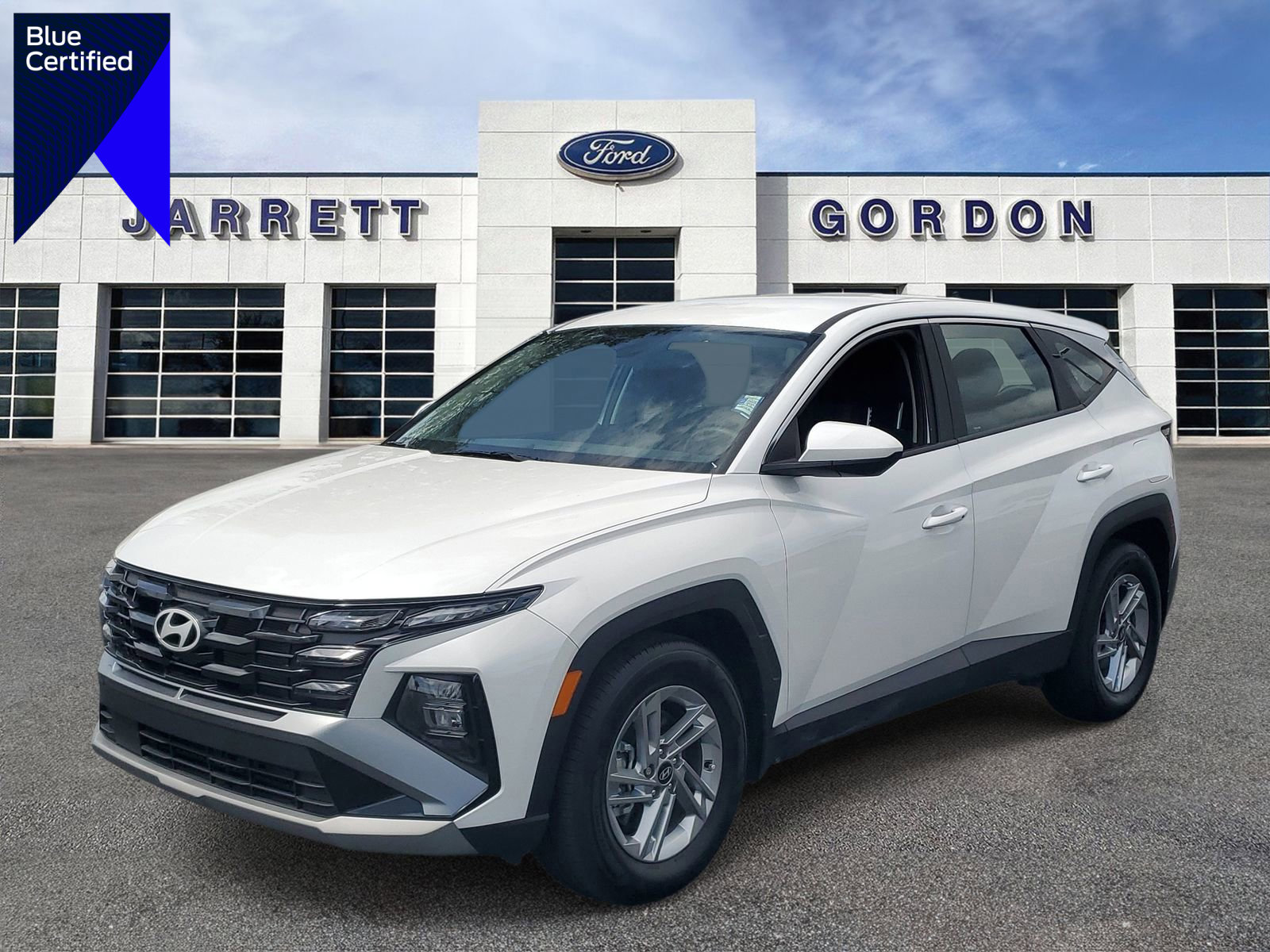 Used 2025 Hyundai Tucson SE