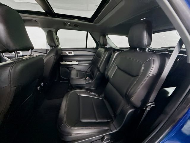 Certified 2022 Ford Explorer XLT w/ Equipment Group 202A image 24