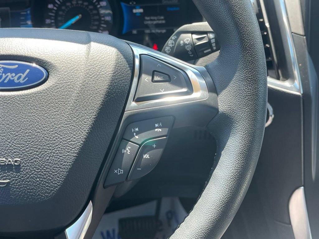 Certified 2024 Ford Edge Titanium AWD/4WD image 31
