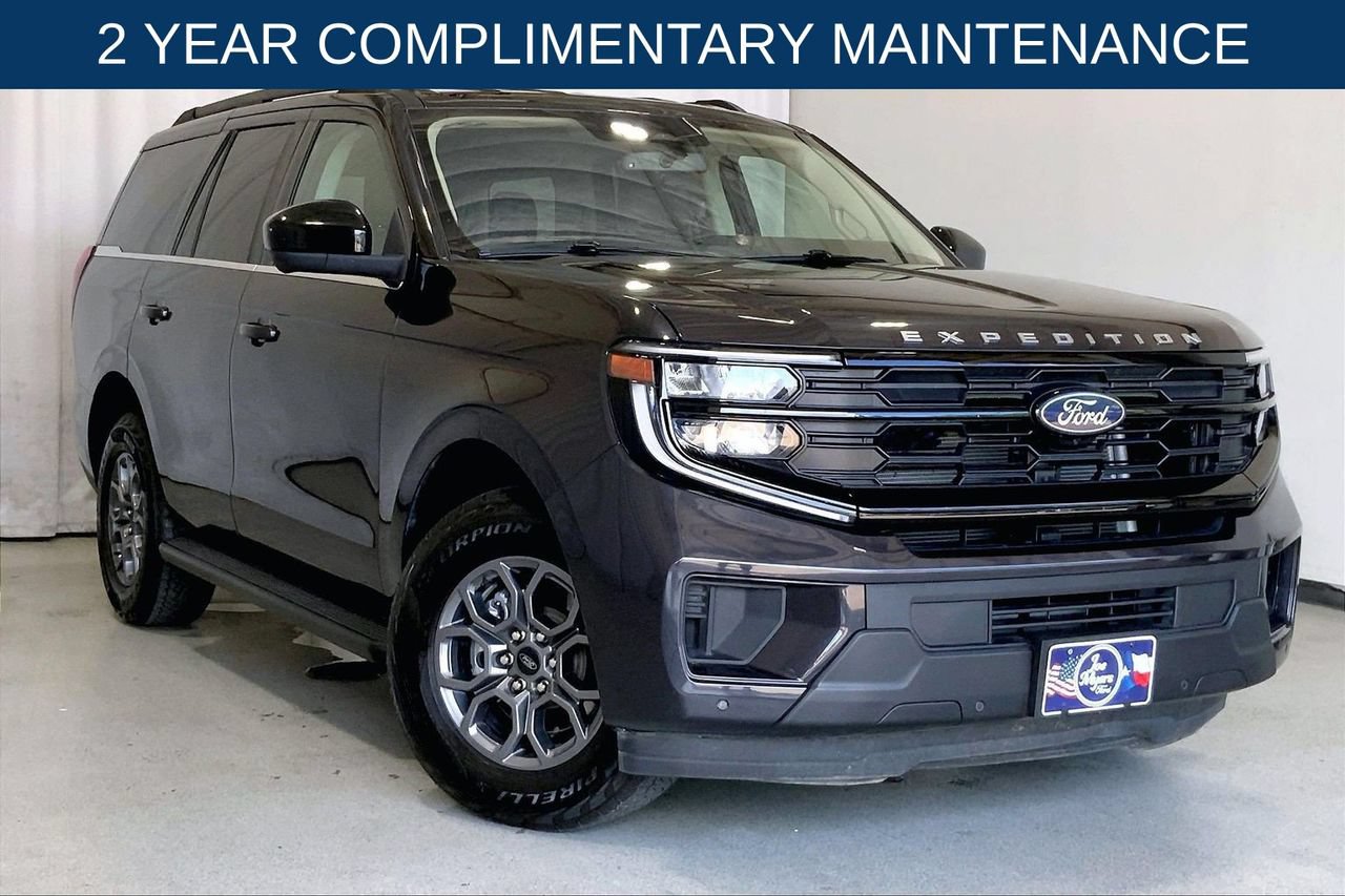 Certified 2025 Ford Expedition Active AWD/4WD image 1