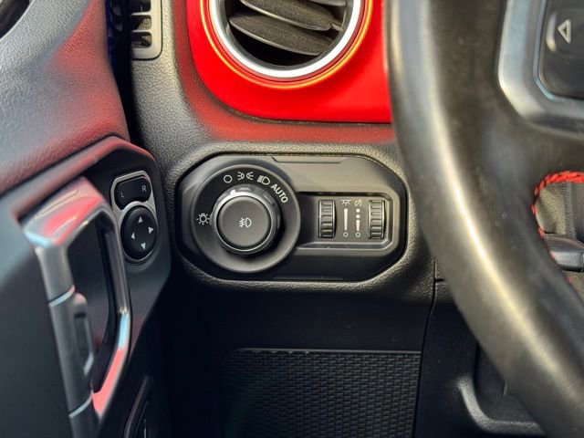 Used 2020 Jeep Wrangler Unlimited Rubicon AWD/4WD image 38