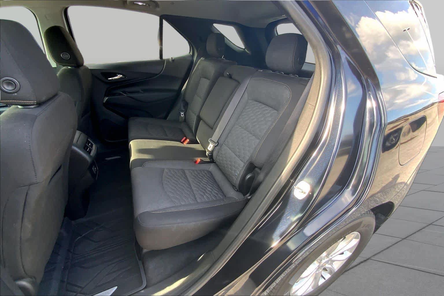 Used 2020 Chevrolet Equinox LT FWD image 21