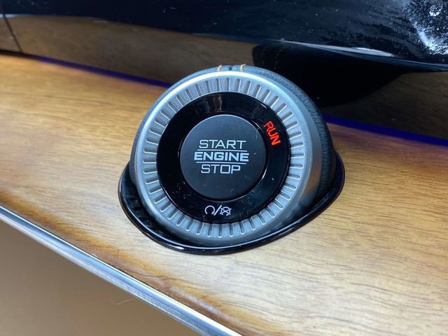 Used 2022 Jeep Grand Wagoneer Series III image 33