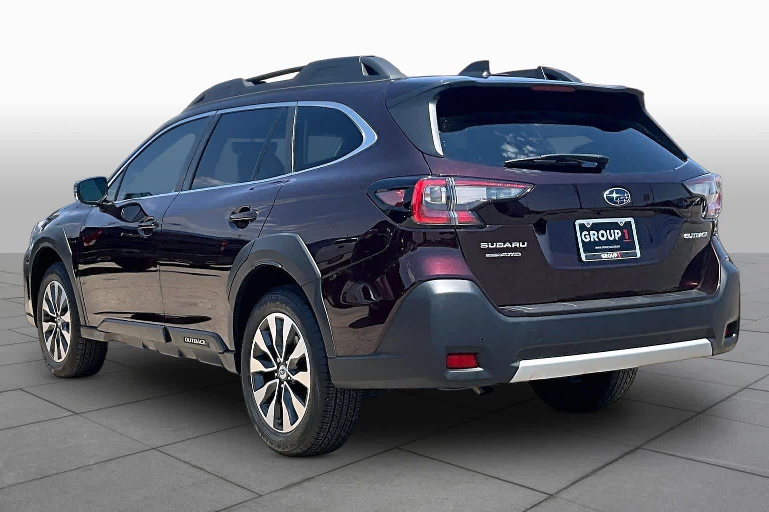 Used 2024 Subaru Outback Limited AWD/4WD image 12