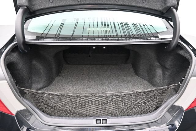 Used 2017 Toyota Camry LE FWD image 28