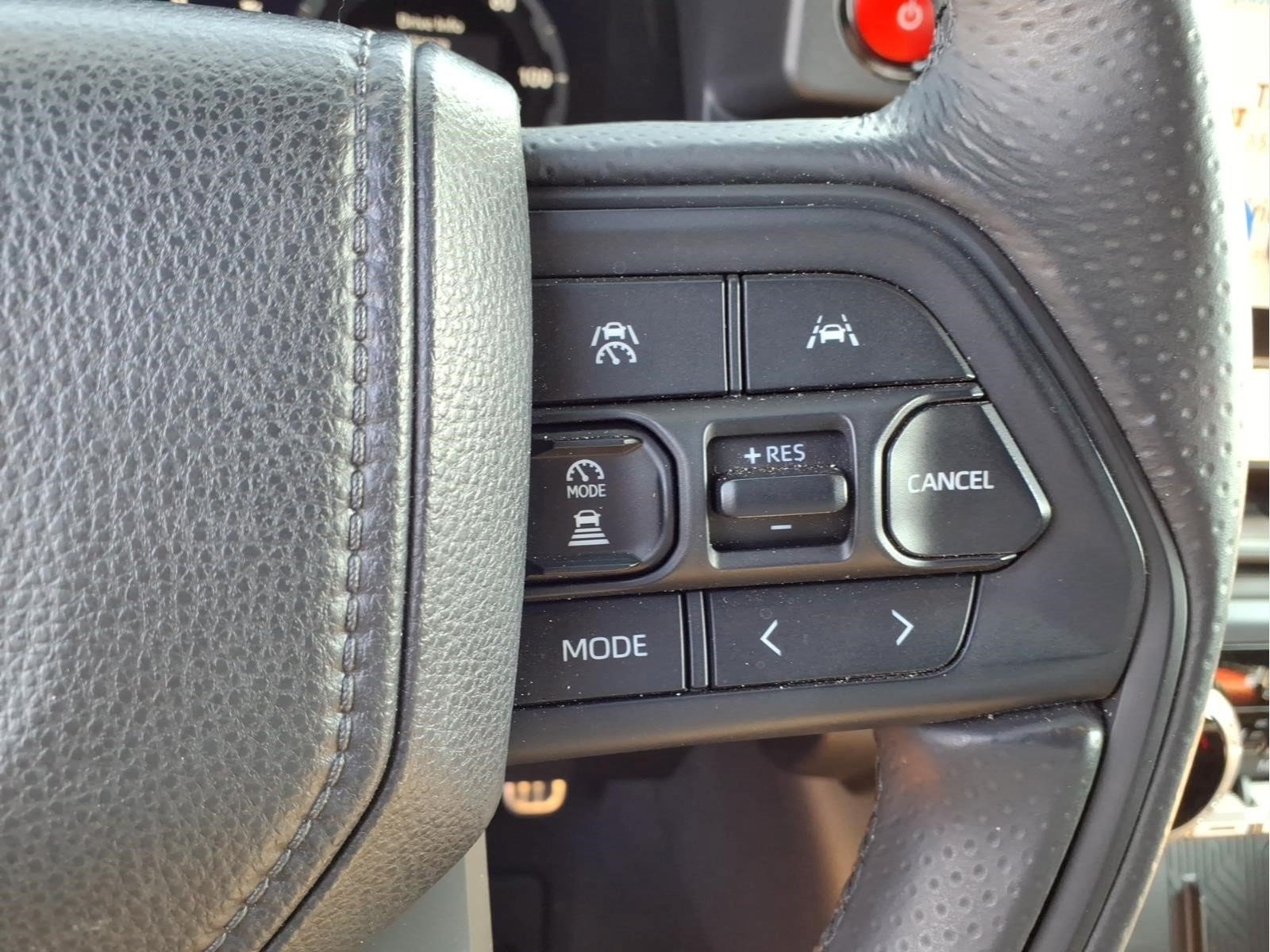 Used 2025 Toyota 4Runner TRD Pro AWD/4WD image 9