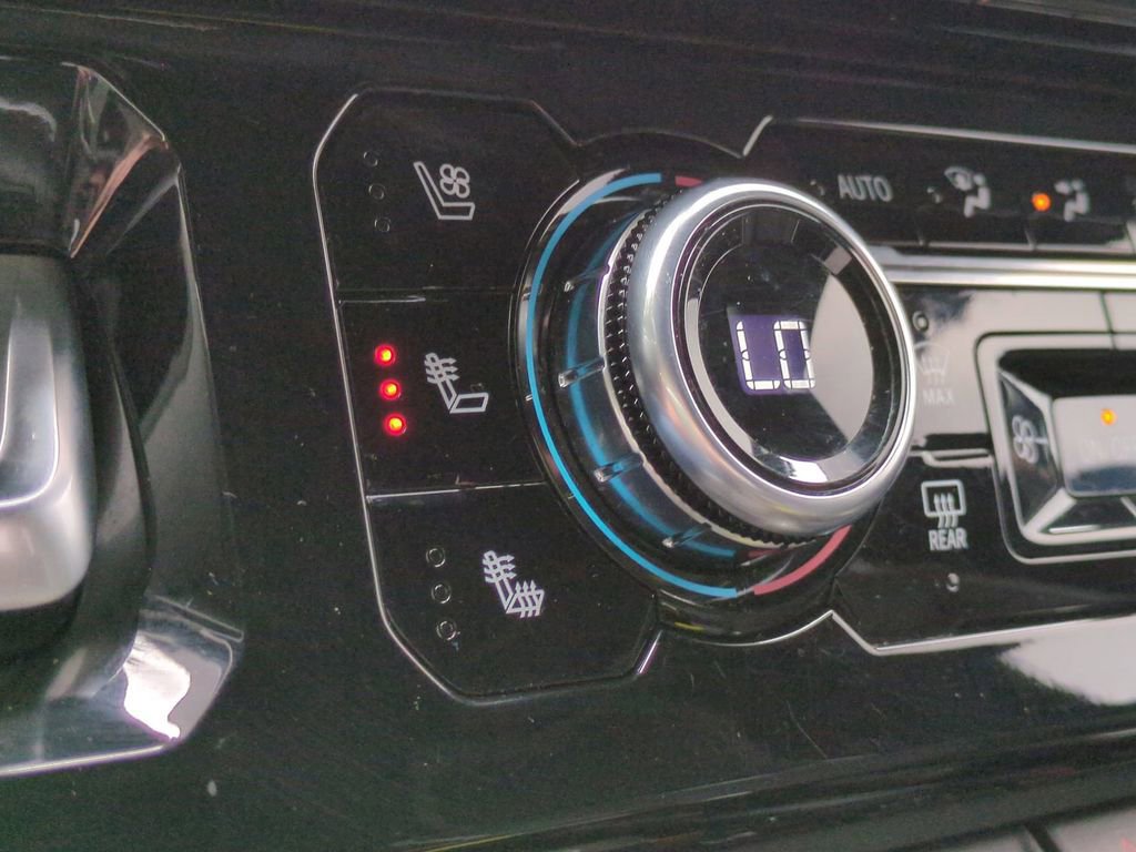 Used 2024 GMC Sierra 2500 AT4X image 24