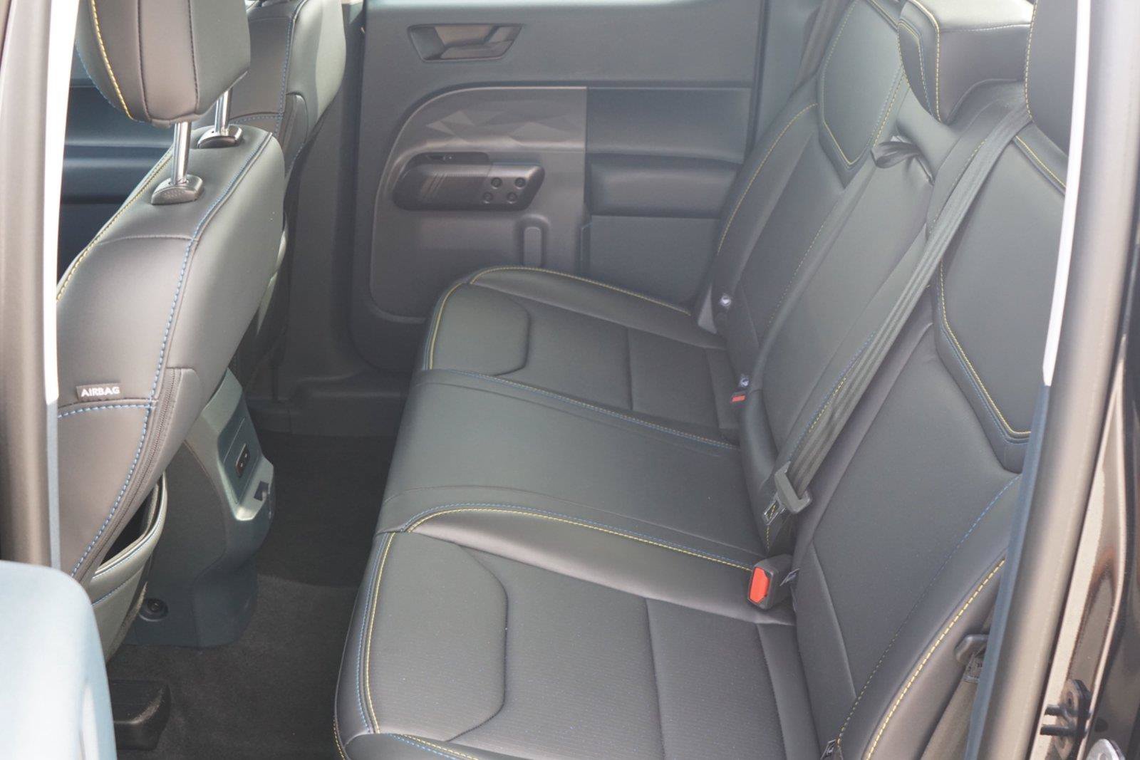 Certified 2025 Ford Maverick Lobo AWD/4WD image 23
