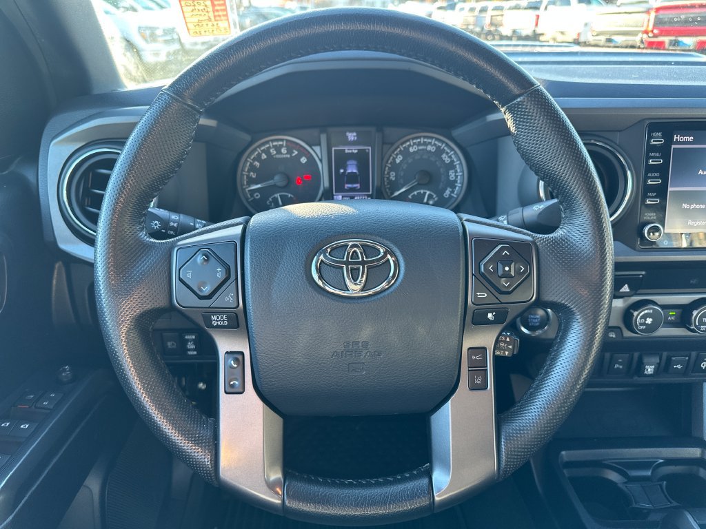 Used 2020 Toyota Tacoma TRD Sport w/ Technology Package AWD/4WD image 21