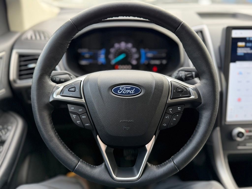 Certified 2022 Ford Edge SEL w/ Convenience Package image 7