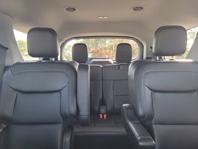 Certified 2023 Ford Explorer XLT w/ Equipment Group 202A AWD/4WD image 23