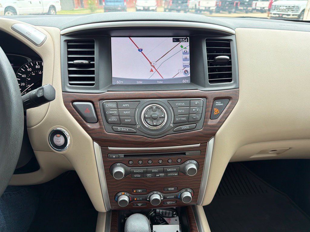 Used 2017 Nissan Pathfinder Platinum AWD/4WD image 50