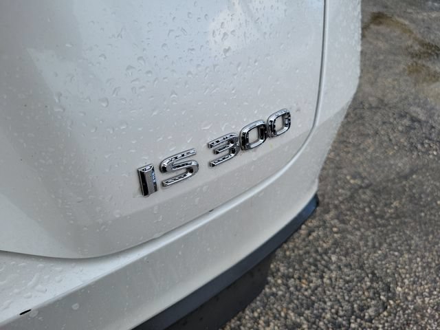 Used 2022 Lexus IS 300 w/ Accessory Package RWD image 5