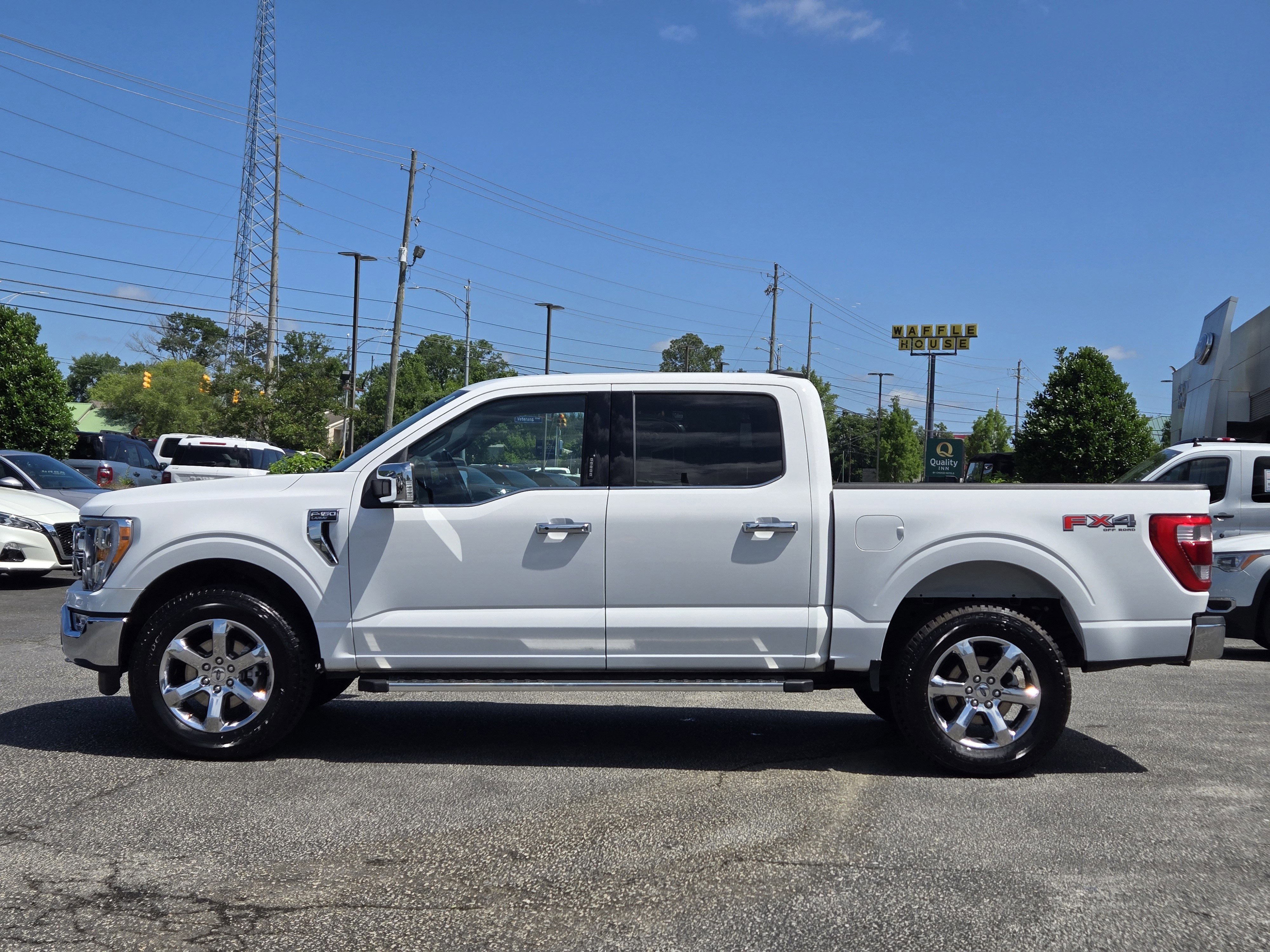 Certified 2023 Ford F150 Lariat w/ Trailer Tow Package AWD/4WD image 14