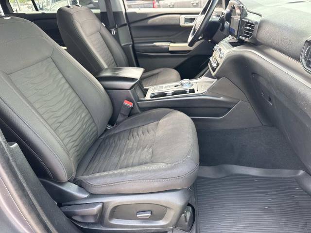 Certified 2021 Ford Explorer XLT RWD image 11
