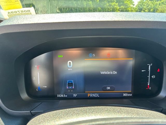 Certified 2025 Ford Maverick XLT w/ XLT Luxury Package FWD image 12