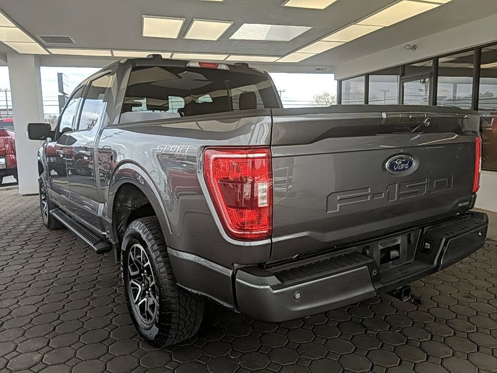 Certified 2022 Ford F150 XLT w/ Equipment Group 302A High image 5