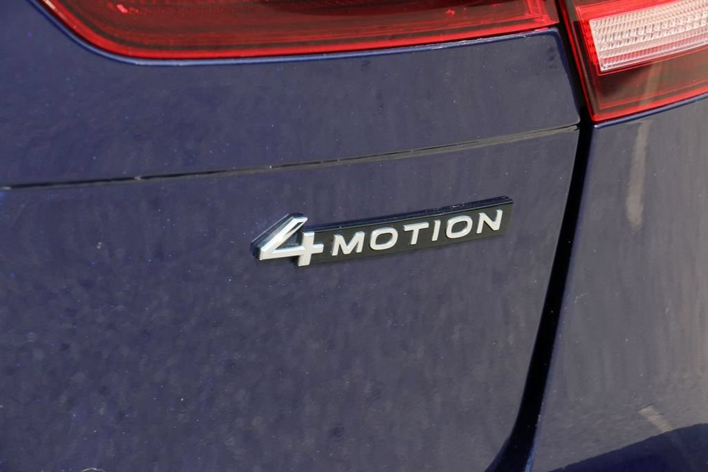 Used 2024 Volkswagen Tiguan SE AWD/4WD image 9