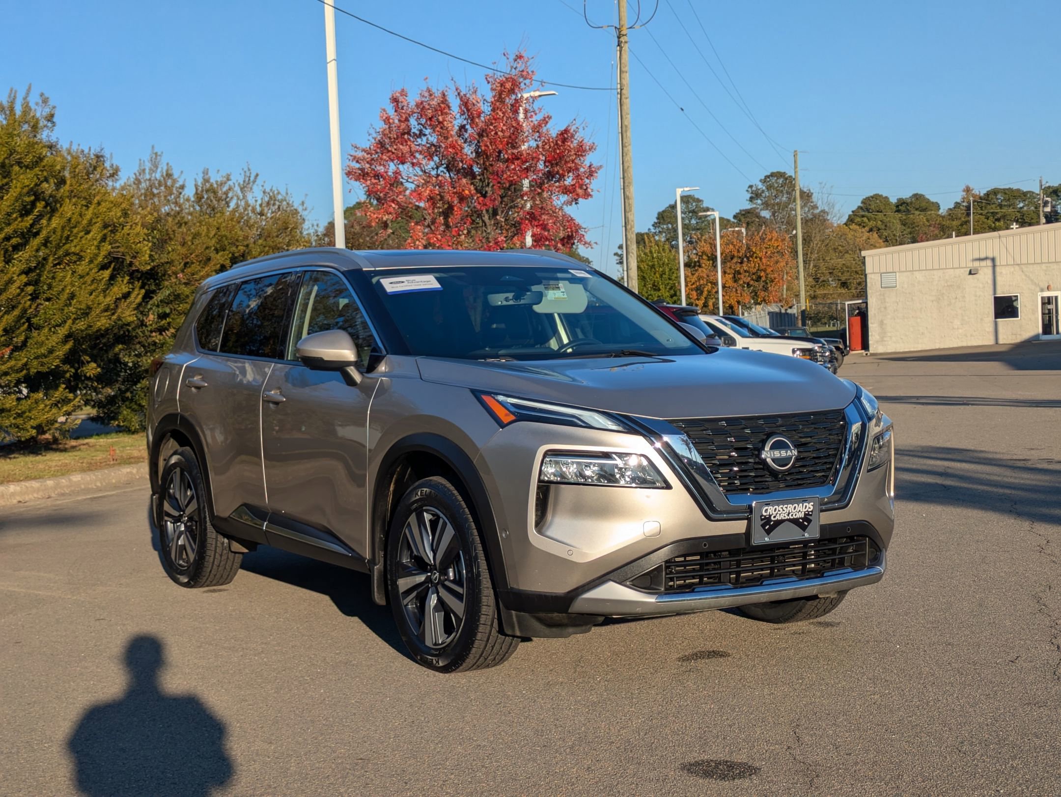 Used 2023 Nissan Rogue Platinum w/ Platinum Premium Package image 1