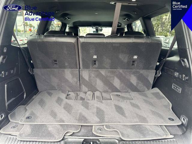 Used 2024 Jeep Wagoneer Series II w/ Flexible Seating Group RWD image 7