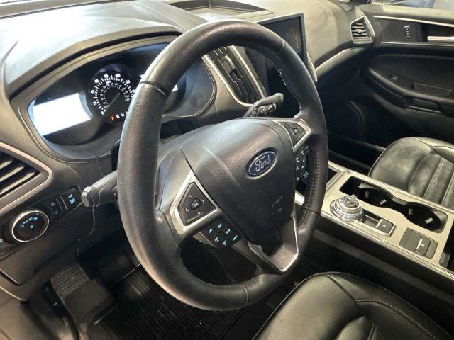 Certified 2022 Ford Edge SEL w/ Convenience Package image 9
