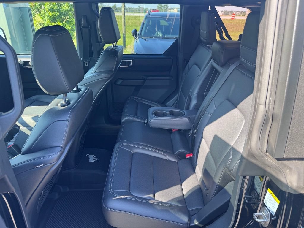 Certified 2025 Ford Bronco Badlands w/ Sasquatch Package AWD/4WD image 11
