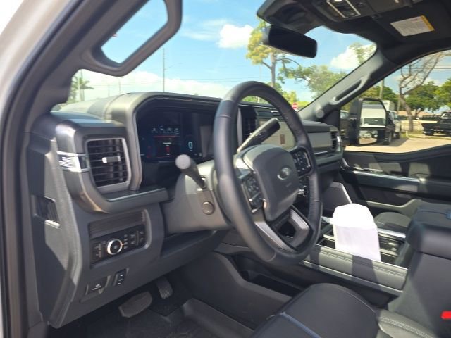 Certified 2025 Ford F250 Platinum image 10