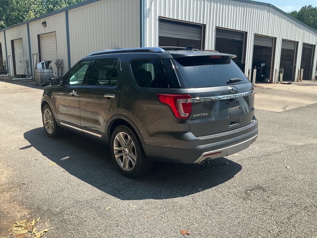 Certified 2017 Ford Explorer Limited FWD image 7