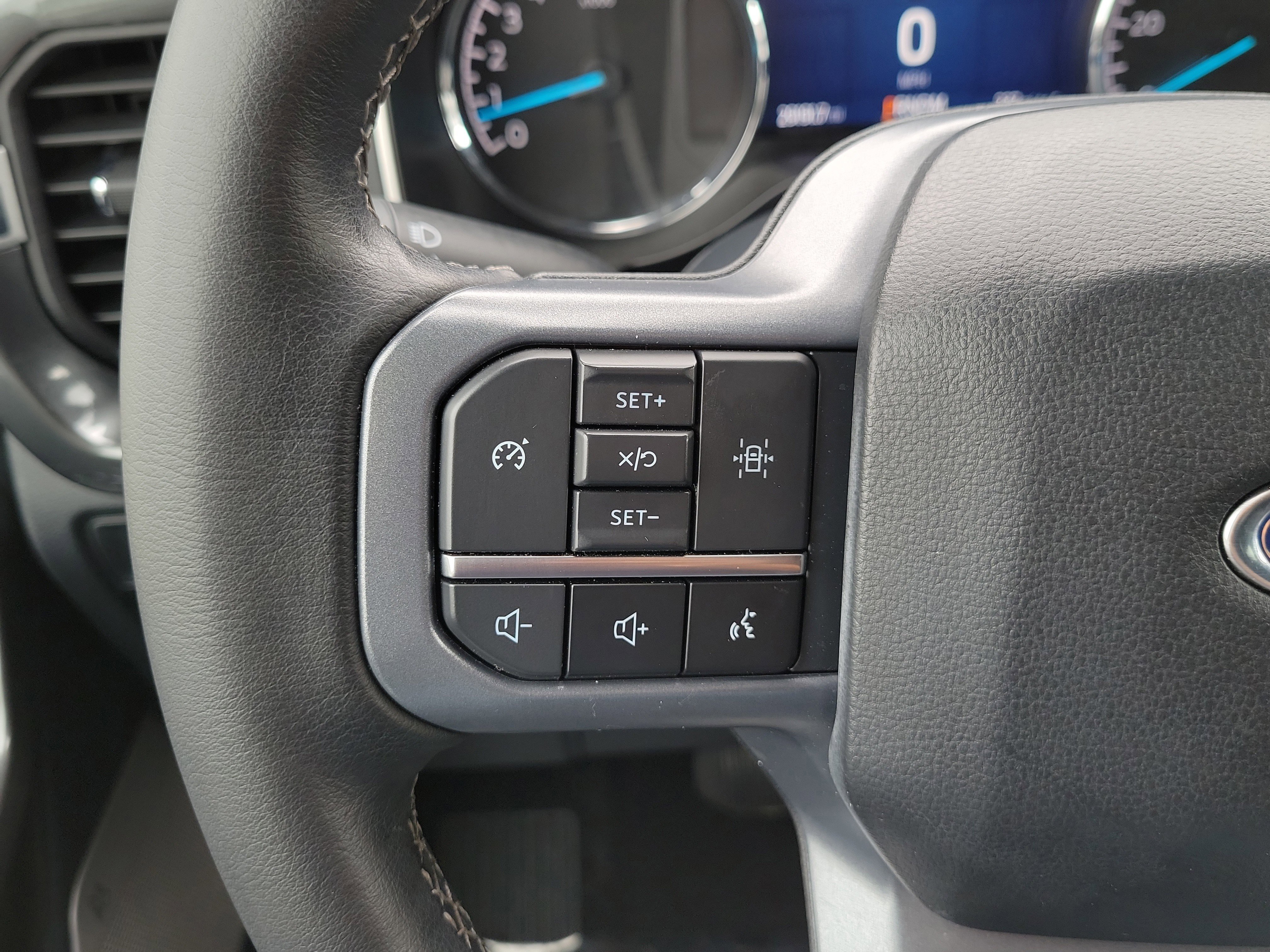 Certified 2023 Ford F150 XLT w/ Equipment Group 302A High image 25